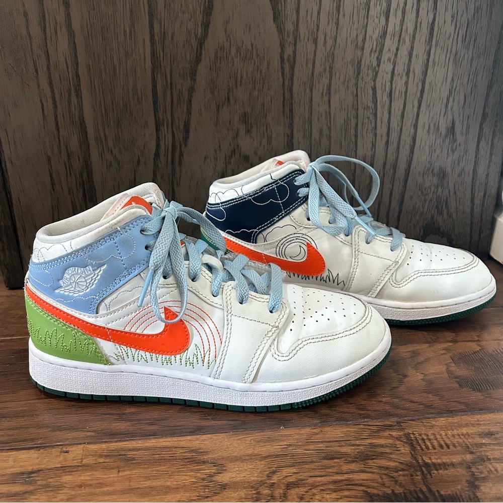NIKE Air Jordan 4.5Y Hightops Colorful Green Grass Blue Clouds